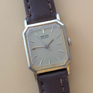 Seiko 2021-5090 | Octagonal Quartz Dress Watch | Silver Dial | c.1975 | Pre-Owned
